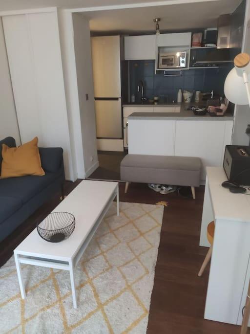 Charming Apartment 40 M2, 10Th Parigi Esterno foto
